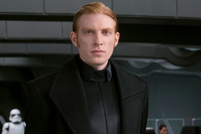 Gleeson's Star Wars Role Ruined by Bedbugs!