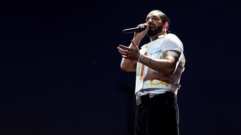 Drake Breaks Records, Celebrates with Ice