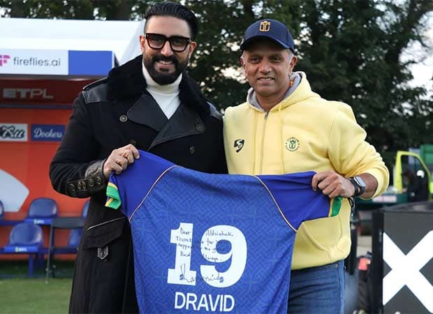 Dravid Gifts Bachchan Iconic Jersey Amid ETPL Climax