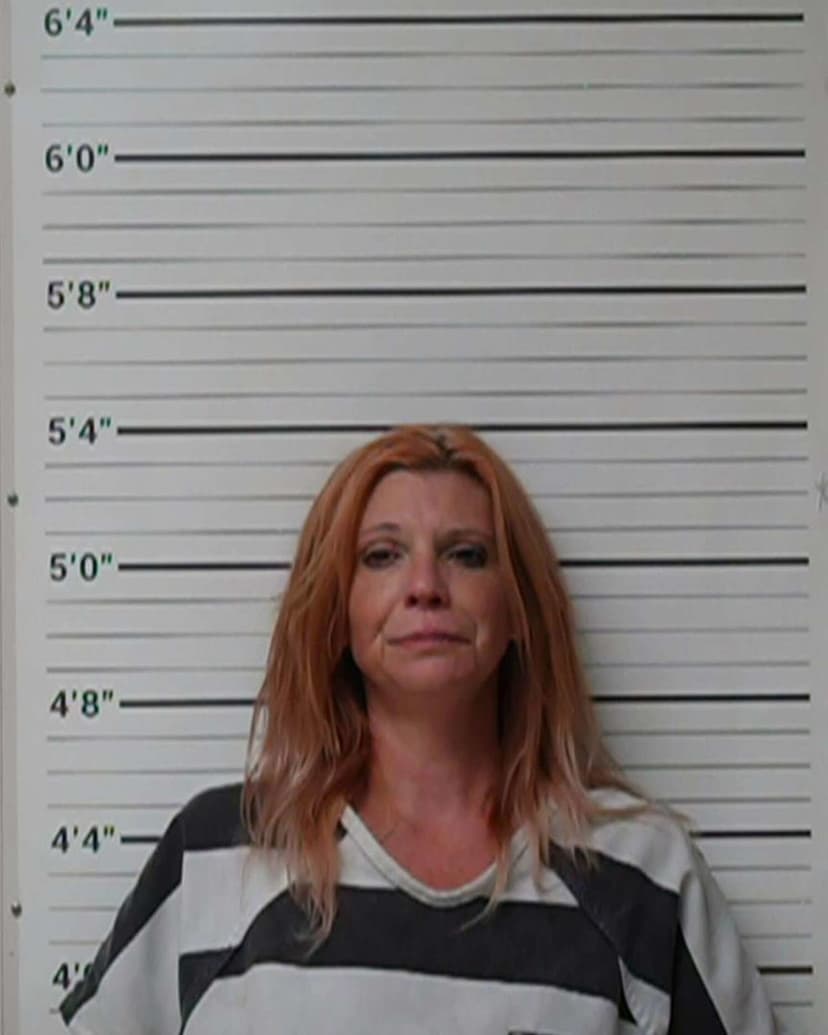 Drunk Driver Hits Elderly Pair in Restaurant Lot