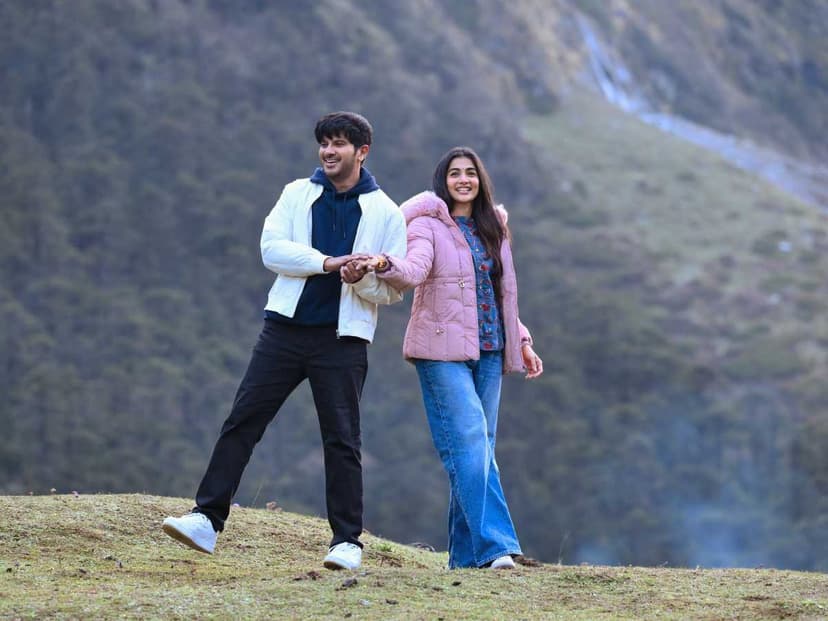 Dulquer Salmaan & Pooja Hegde's Chemistry Shines in Sri Sri Song