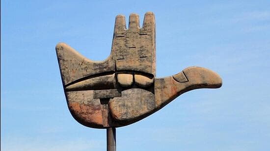 Chandigarh Air Quality Hovers in Moderate Zone Despite Pollution Control Measures