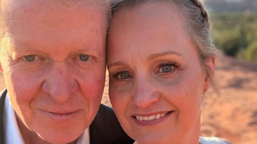 Charles Spencer Marries Archaeologist in Desert Wedding