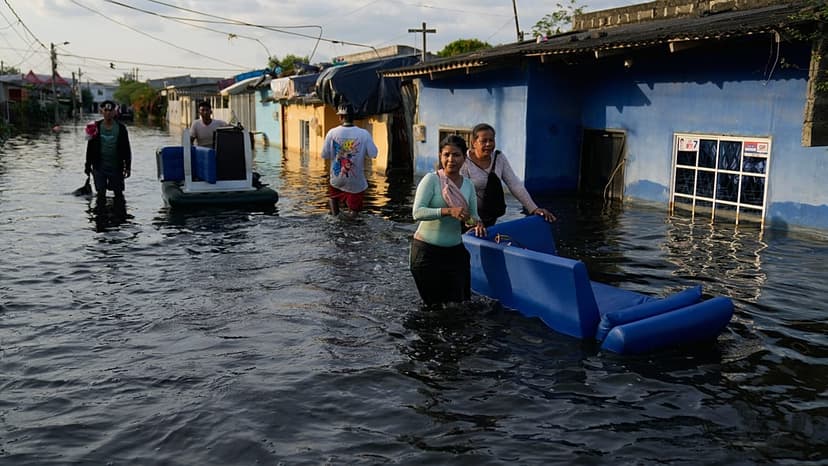 Earth Nears 'Hothouse' Path: Scientists Warn of Unraveling Systems