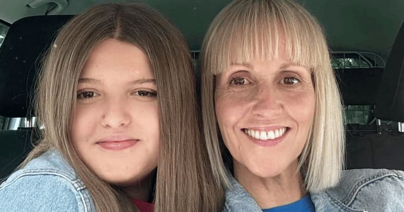 Tragic Wave Claims Teenager and Mother Off East Yorkshire Coast