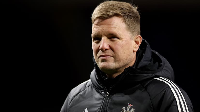 Howe Dismisses Man Utd Managerial Links