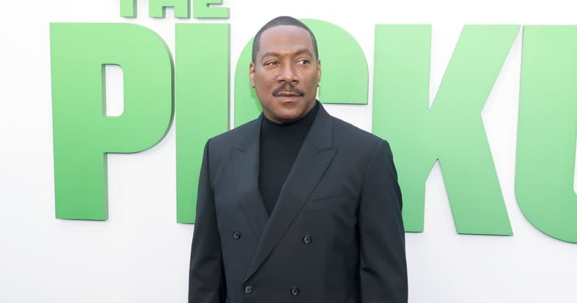 Eddie Murphy Reflects on Decades-Old SNL Feud: "They Called Me a Falling Star"