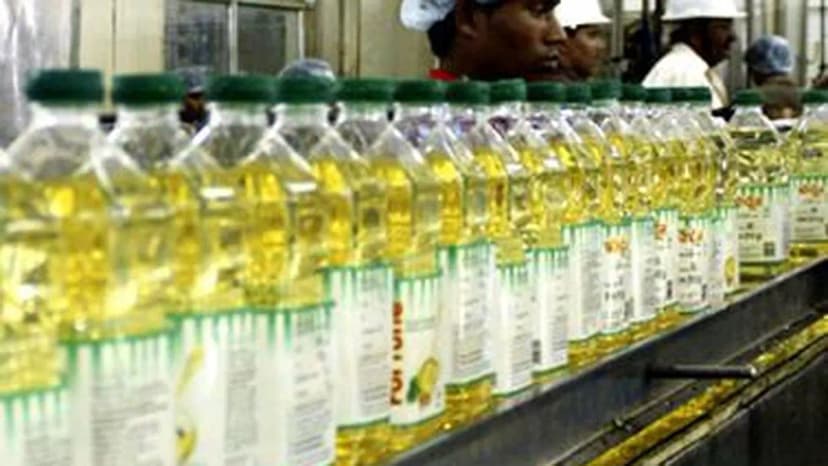 India Faces Soaring Edible Oil Costs Amid Global Turmoil