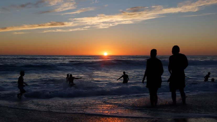 California Coast Faces Foot-High Sea Level Rise from El Niño