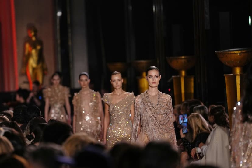 Elie Saab's 70s Dream: Haute Couture Shines