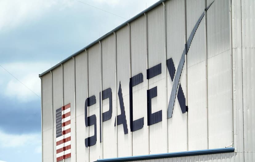 Musk Becomes World's First Trillionaire After SpaceX IPO
