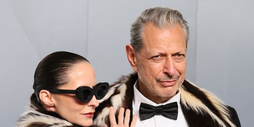 Jeff Goldblum's Wife Dares Pantless Red Carpet Look