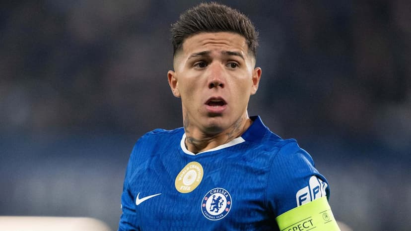 Enzo Fernández: 'Very Comfortable' at Chelsea, Contract Talks Ongoing