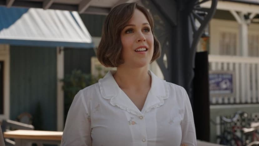 Erin Krakow Expects First Child with Co-Star Husband