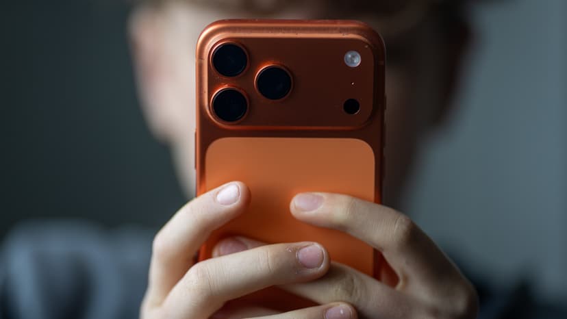 EU Eyes Ban on Kids Using Social Media