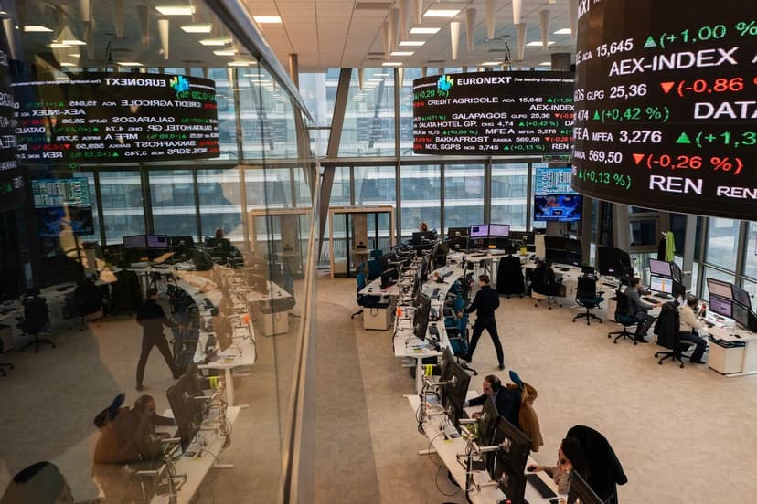 Europe's Bond Market Rings Debt Crisis Alarm