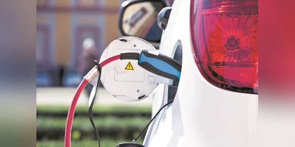 EV Plans Stalled: Ford, US Policy Shifts Shake Global Market