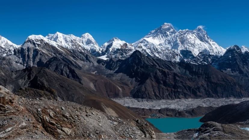 Everest's Trash Woes: Deposit Scheme Ditched!