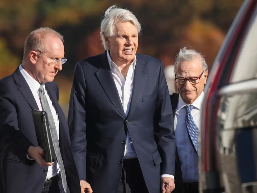 Ex-CEO's Prison Tape: 'Find me incompetent!'