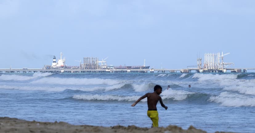 US Oil Giants Assess Venezuela Amid Political Shifts