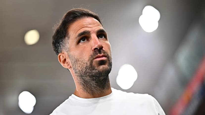 Fabregas Backs Youngster Liberali for First Como Start
