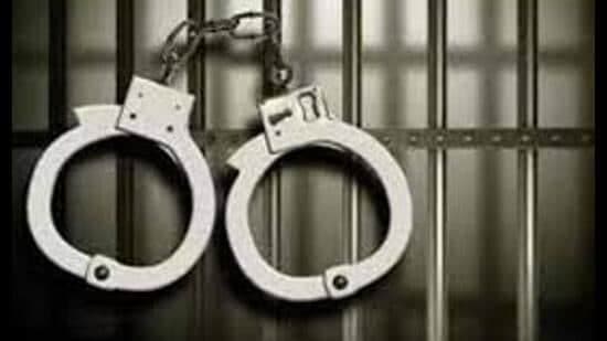 Fake Doctor Caught Preying on Medical Students