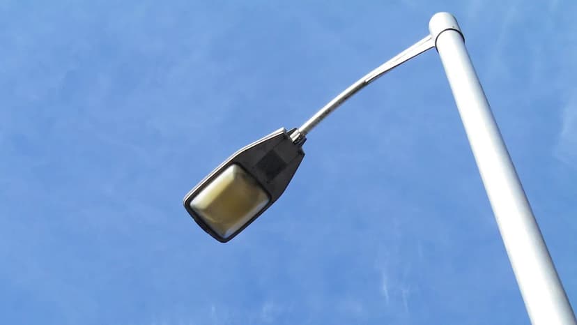 Dark Road Fatal: Faulty Streetlights Blamed