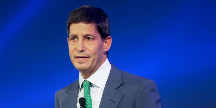 Warsh: Shrink Fed Balance Sheet for Lower Rates