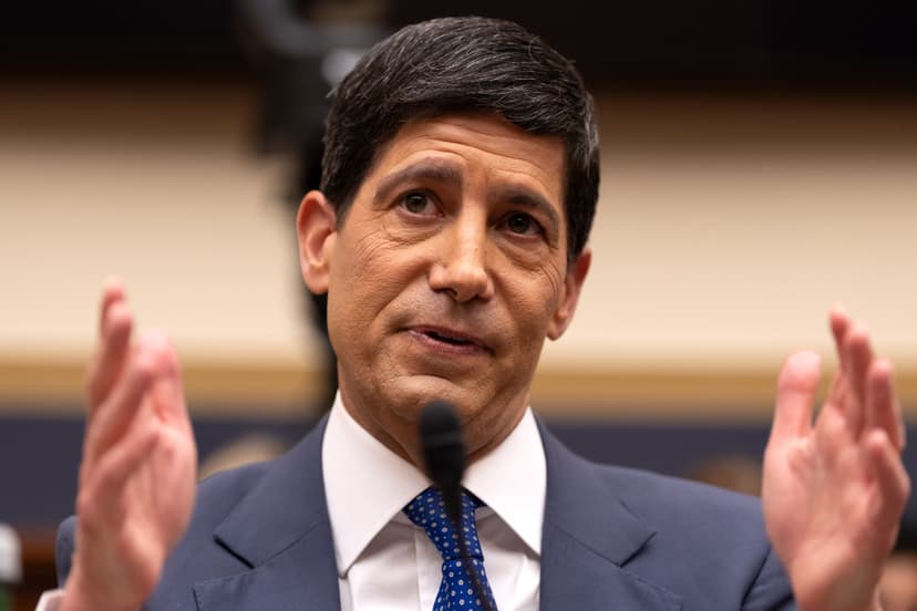 Fed's Warsh Cuts Words, Not Rates: Market Reacts