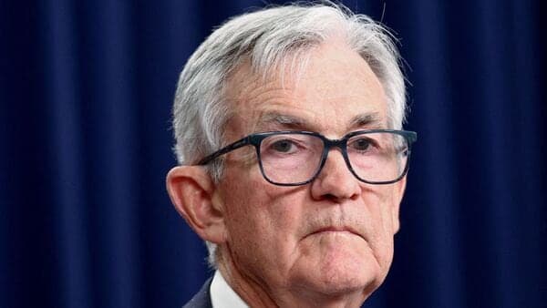 Real Rates Fall as Inflation Rises: Fed Faces Dilemma