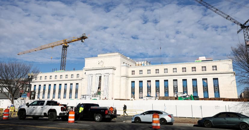 Fed Overhauls Bank Oversight, Scrutinizes Examiner Flags