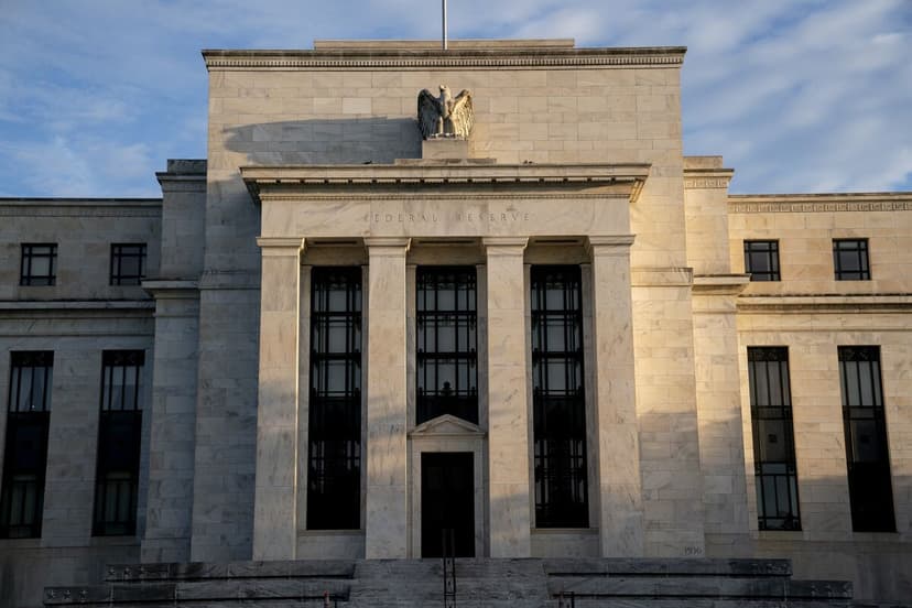 Goolsbee: Fed Can Cut Rates, But Inflation Isn't Ready