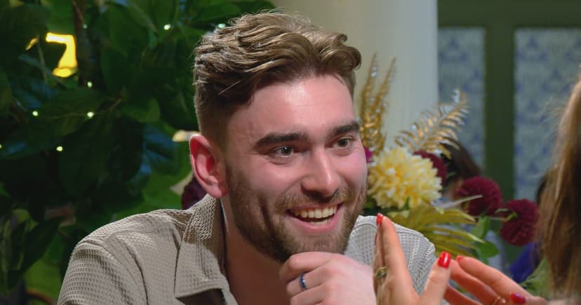 Blind date shock: Hitler's birthday revealed