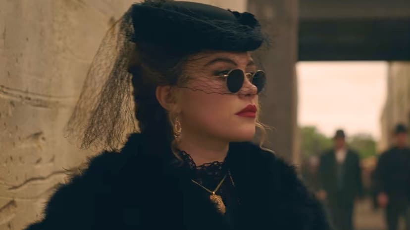 Florence Pugh: Not American!