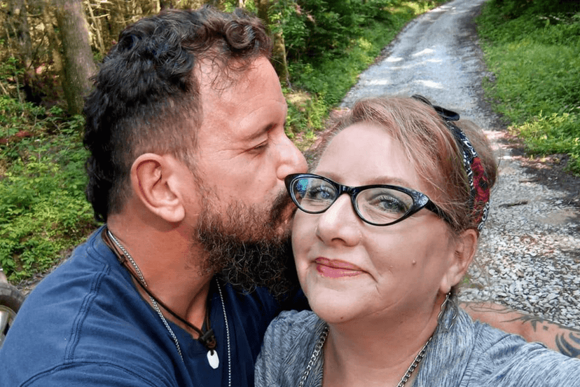 RV Life Bloggers Found Dead in Apparent Murder-Suicide