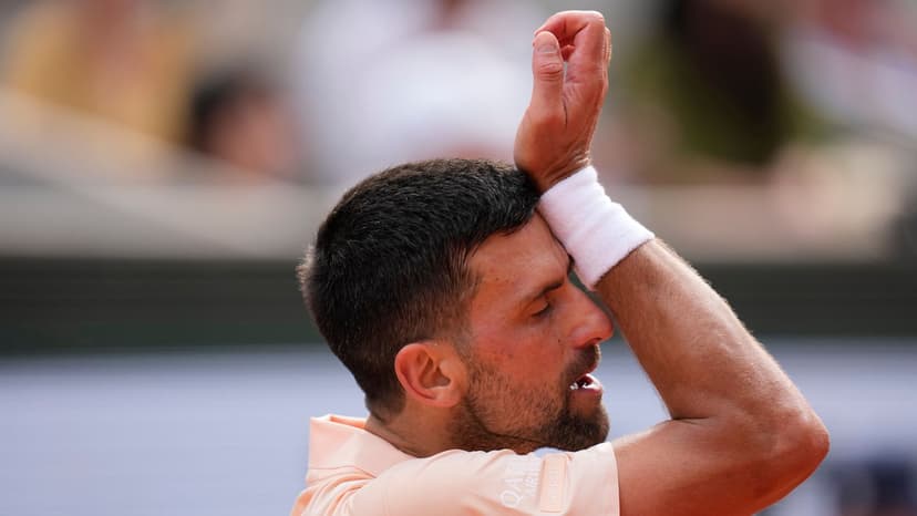Teen Sensation Fonseca Stuns Djokovic at French Open