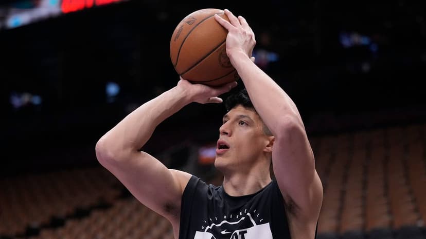 Fontecchio Stays: Heat Land Key Role Player