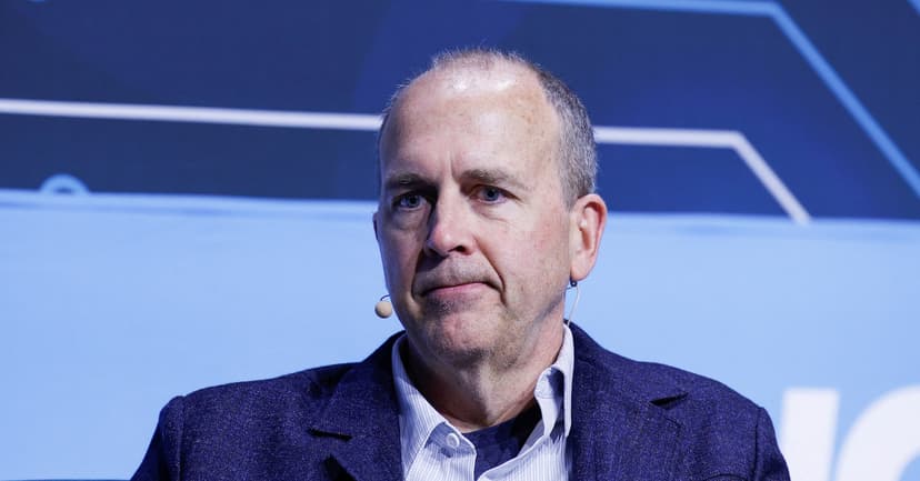 Ford EV Chief Doug Field Departs Amidst Shifting Plans