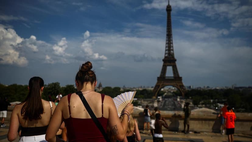 France Battles Extreme Heat: Wildfire Alert Issued