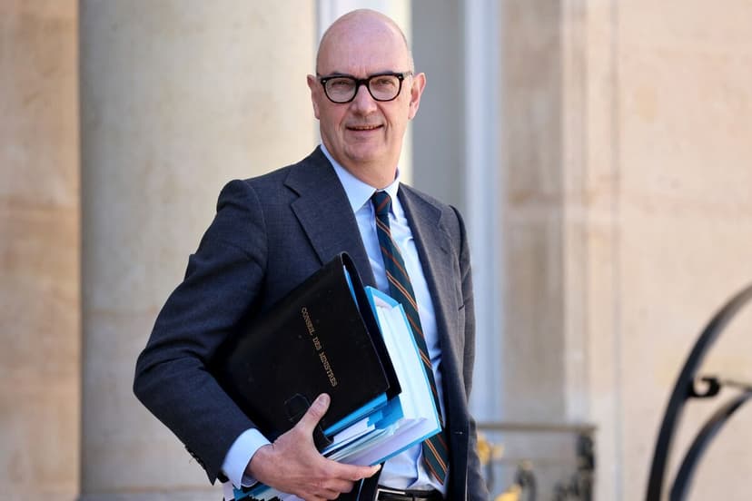 France Bets on Long-Term Investment Amidst Global Slowdown