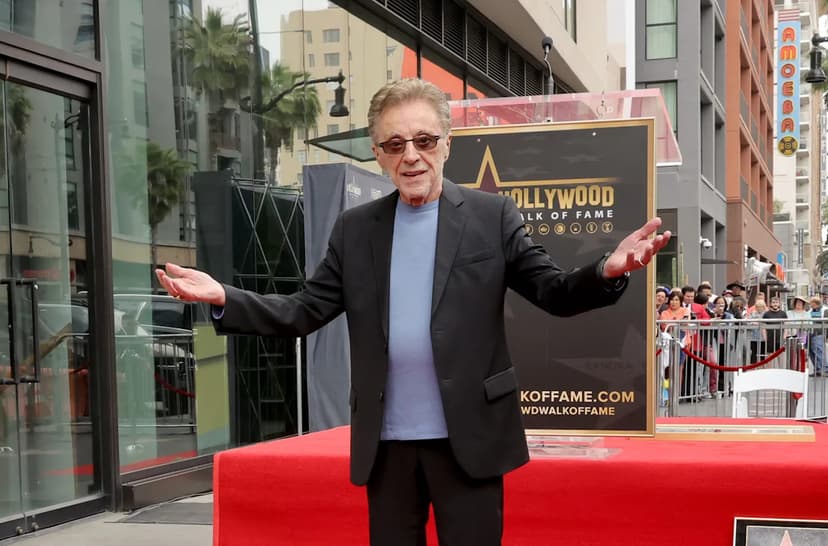 Frankie Valli Halts Tour for Health Reasons