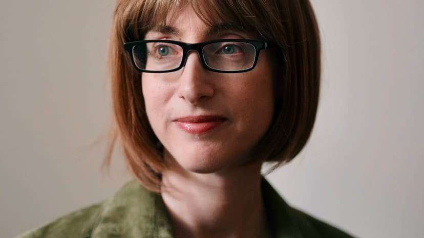 Bestselling Author Freida McFadden Reveals Secret Identity