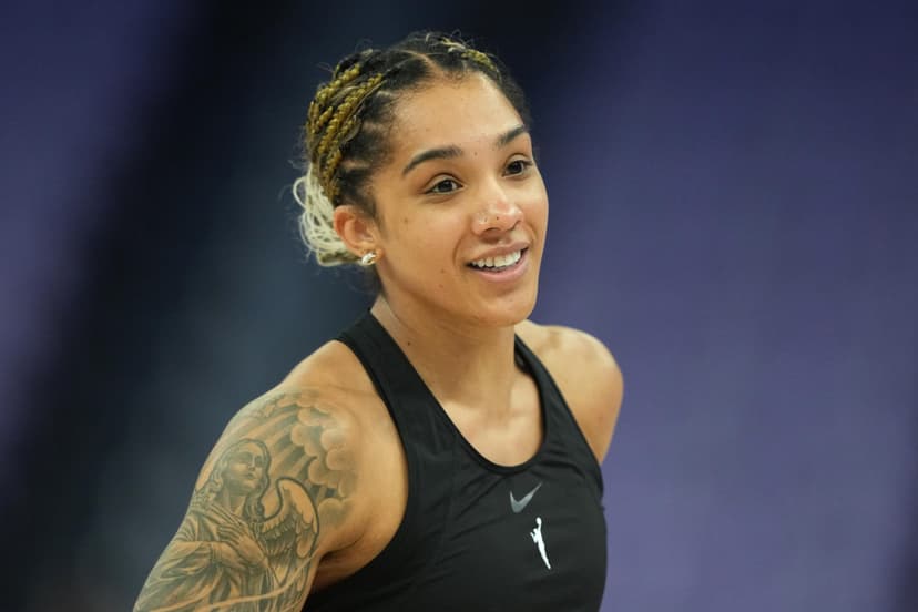 Gabby Williams: "Everyone watches women's sports"