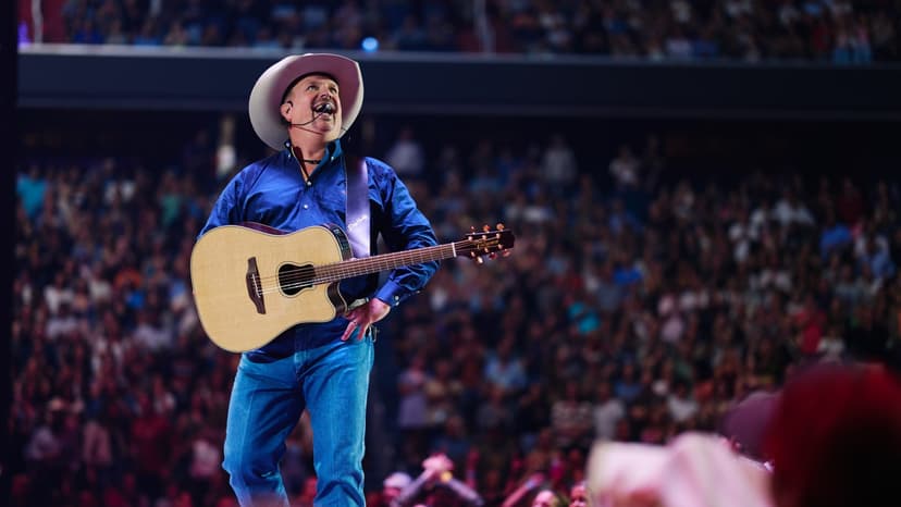 Garth Brooks' 'Double Live' Vinyl Finally Arrives