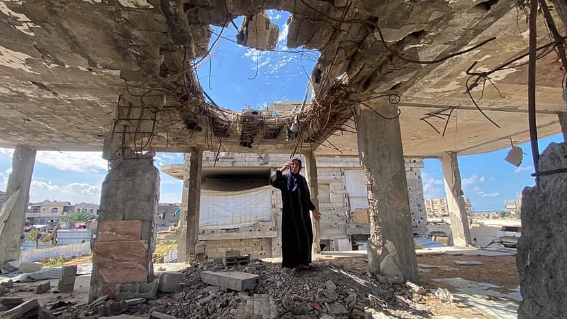 Gaza Winter: Families Huddle in Demolished Homes
