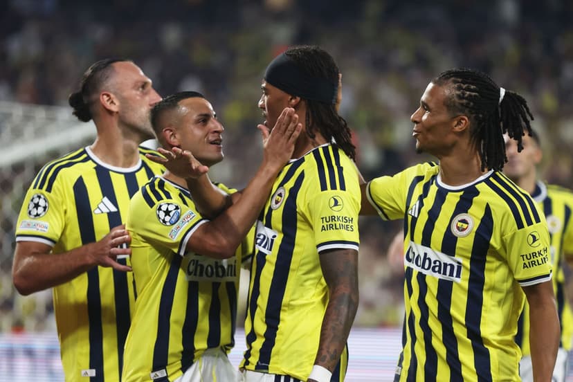 Fenerbahce Dominates Gaziantep FK in Super Lig Clash