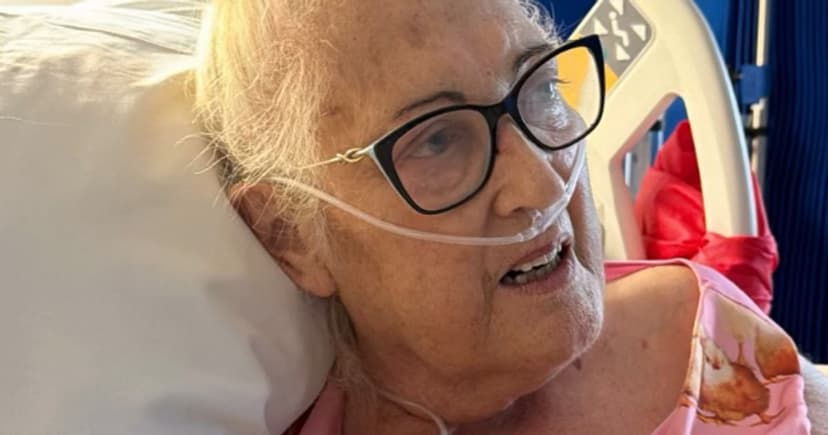 Gemma Collins' Mum Hospitalized Again with Pneumonia