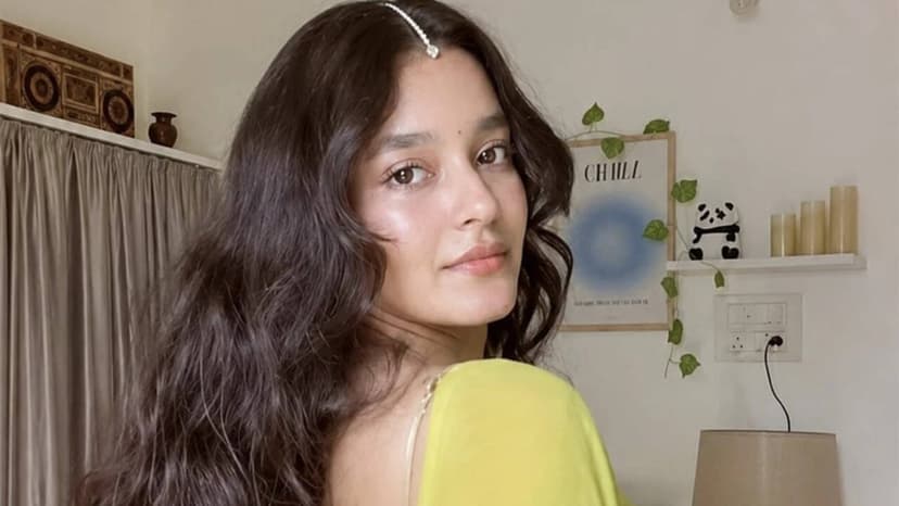Gen Z Influencer Fights Begging With Social Media