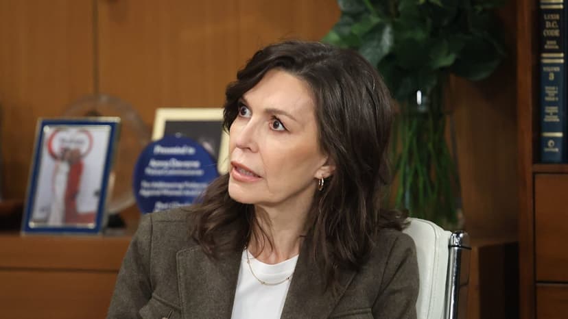 Anna Devane Sees Ghostly Nephew Peter August on GH