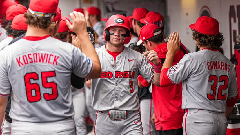 Georgia Bulldogs Storm to College World Series!